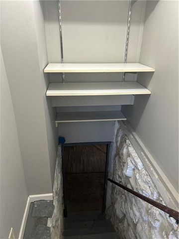 1901 S Hardy Avenue, Independence, MO 64052