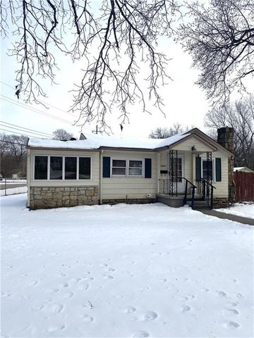 1901 S Hardy Avenue, Independence, MO 64052