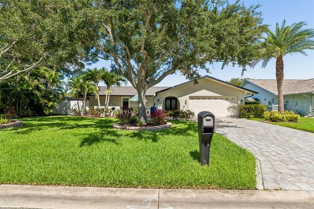 725 DEL ORO DRIVE, Safety Harbor, FL 34695