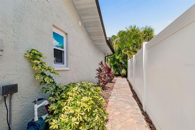 725 DEL ORO DRIVE, Safety Harbor, FL 34695