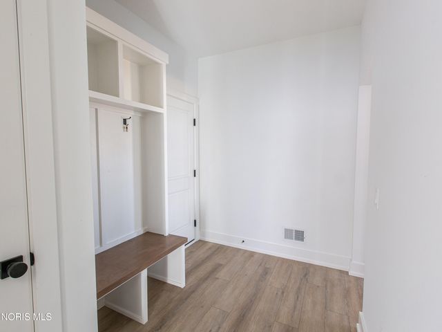 7850 Trestle Bend Road, Monclova, OH 43542