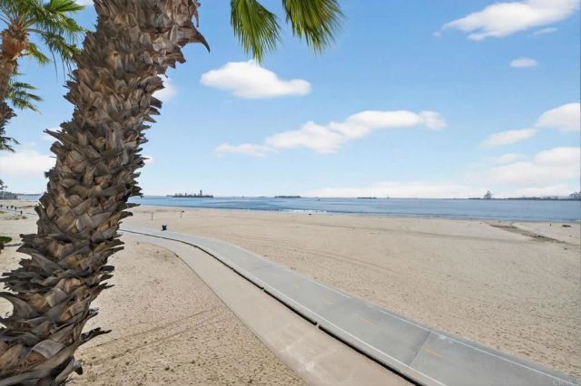 1500 E OCEAN BLVD 202, Long Beach, CA 90802
