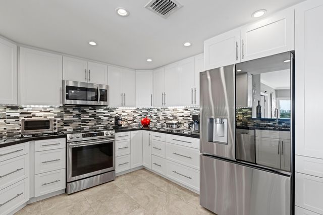 2500 E Las Olas Boulevard 1006, Fort Lauderdale, FL 33301