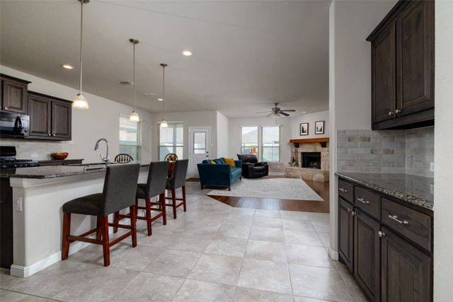 1900 Cardinal Way, Argyle, TX 76226