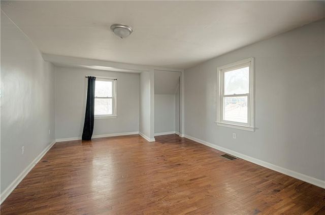 4926 N Wheeling Avenue, Kansas City, MO 64119