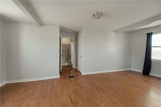 4926 N Wheeling Avenue, Kansas City, MO 64119