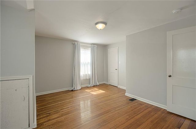 4926 N Wheeling Avenue, Kansas City, MO 64119