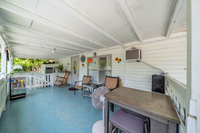 6201 18th Street S, West Palm Beach, FL 33415