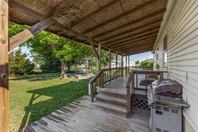 131 Squires Court, Ferris, TX 75125