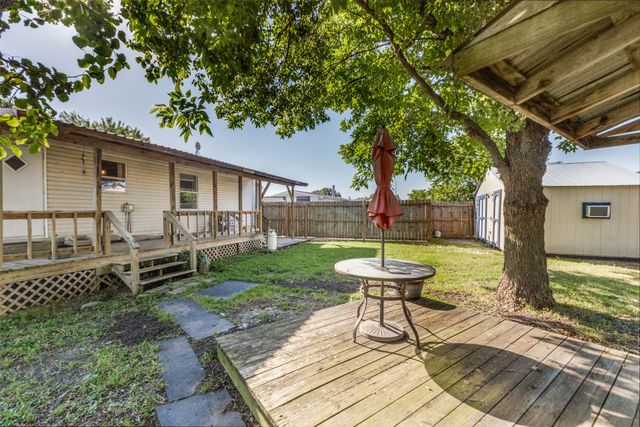 131 Squires Court, Ferris, TX 75125
