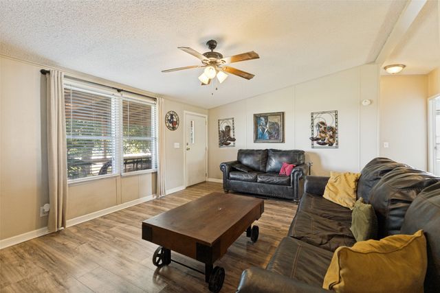 131 Squires Court, Ferris, TX 75125