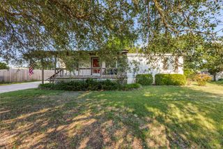 131 Squires Court, Ferris, TX 75125