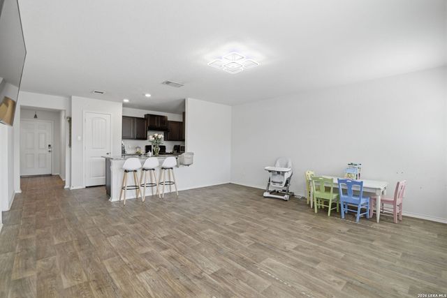 3235 MISSION RIV, San Antonio, TX 78245