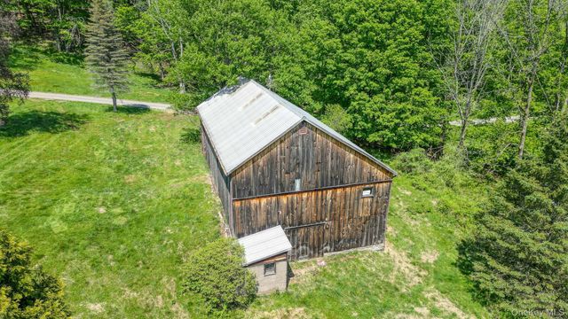 75 Stafford Road, Swan Lake, NY 12783