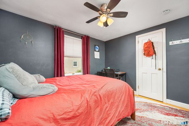 16 Raymond Place, Cromwell, CT 06416