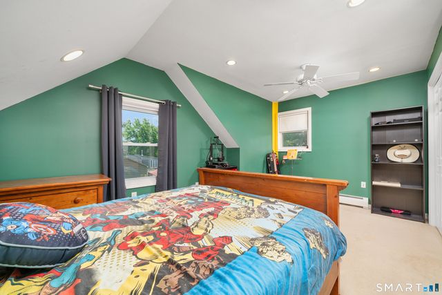 16 Raymond Place, Cromwell, CT 06416