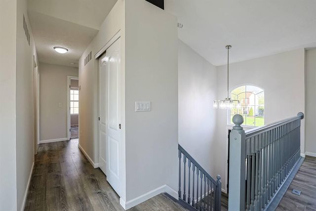 2145 Glenview Drive, Hebron, KY 41048