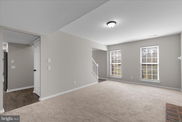 2300 COMMUNITY DR, Waldorf, MD 20601