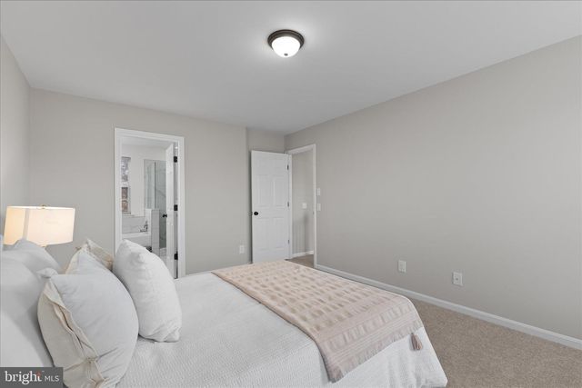 2300 COMMUNITY DR, Waldorf, MD 20601