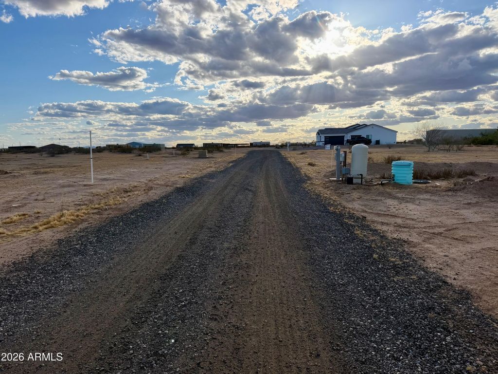 25XXX W Madre del Oro Drive 2, Wittmann, AZ 85361 — photo 2