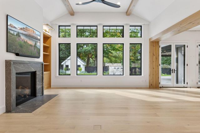 6101 Blake Circle, Edina, MN 55436