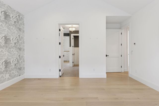 6101 Blake Circle, Edina, MN 55436