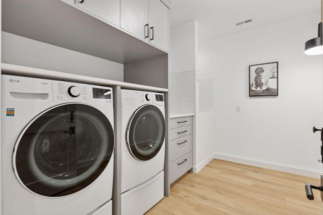 6101 Blake Circle, Edina, MN 55436