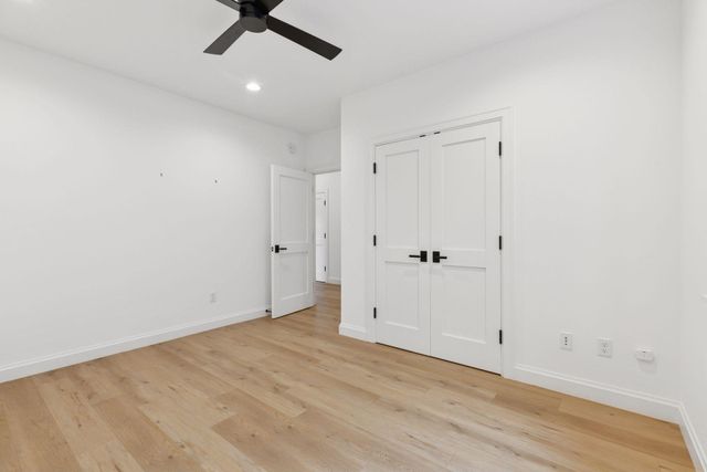 6101 Blake Circle, Edina, MN 55436