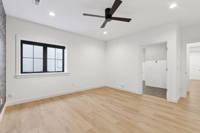 6101 Blake Circle, Edina, MN 55436