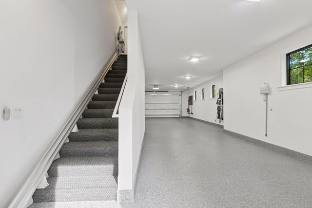 6101 Blake Circle, Edina, MN 55436