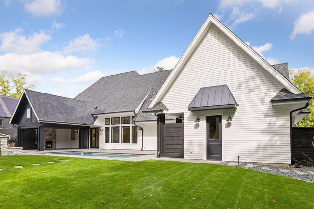 6101 Blake Circle, Edina, MN 55436