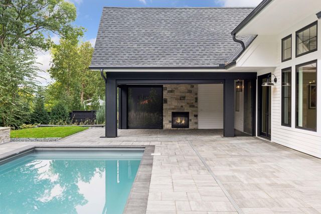 6101 Blake Circle, Edina, MN 55436