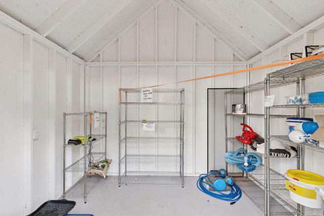 6101 Blake Circle, Edina, MN 55436