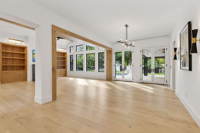 6101 Blake Circle, Edina, MN 55436