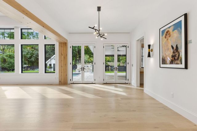 6101 Blake Circle, Edina, MN 55436