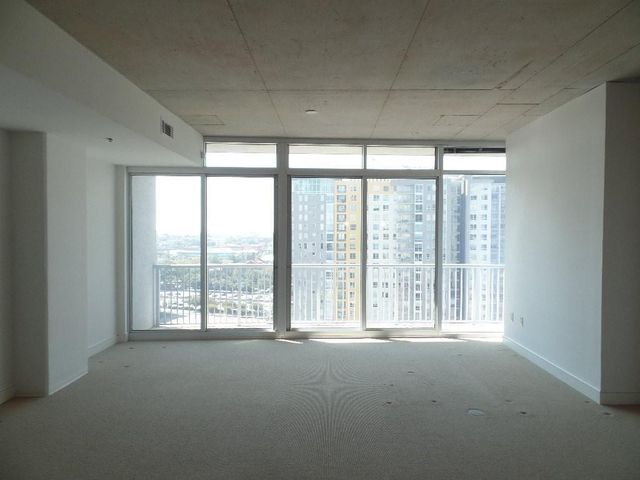 950 W Peachtree Street NW 1514, Atlanta, GA 30309