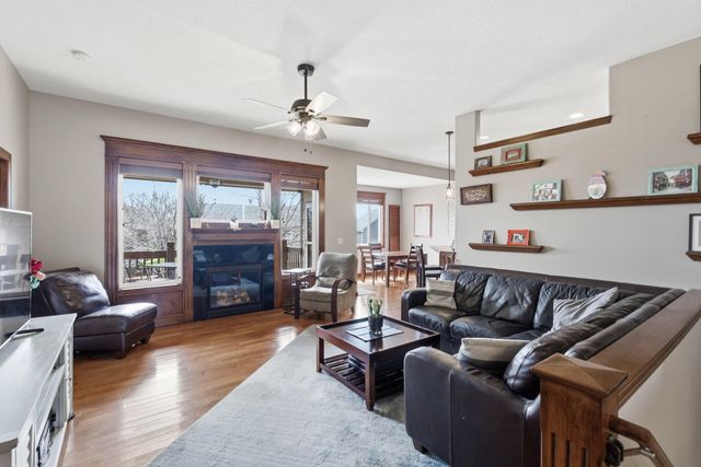 1019 E Hawthorne Ct, Derby, KS 67037
