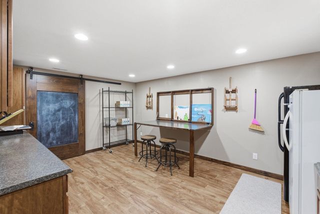 1019 E Hawthorne Ct, Derby, KS 67037