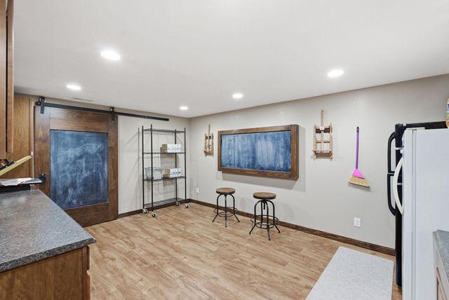 1019 E Hawthorne Ct, Derby, KS 67037