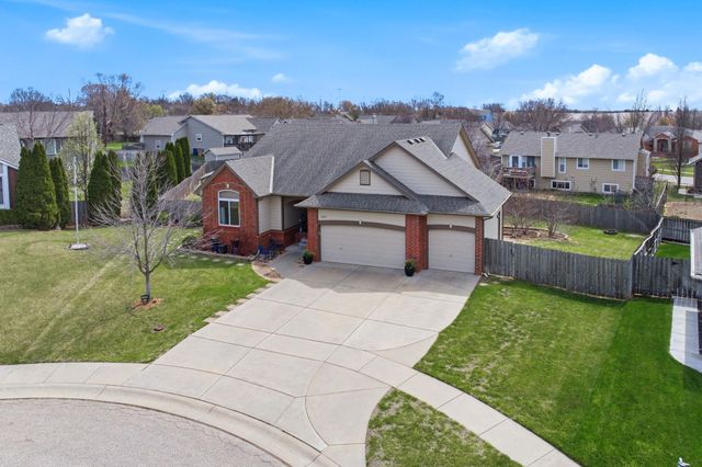 1019 E Hawthorne Ct, Derby, KS 67037