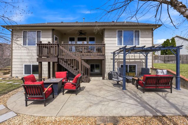 1019 E Hawthorne Ct, Derby, KS 67037