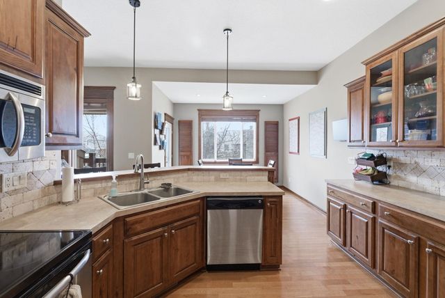 1019 E Hawthorne Ct, Derby, KS 67037