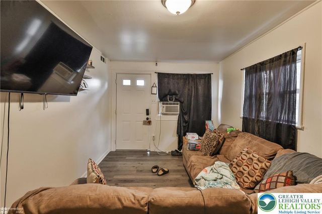 754 East Green Street, Allentown City, PA 18109