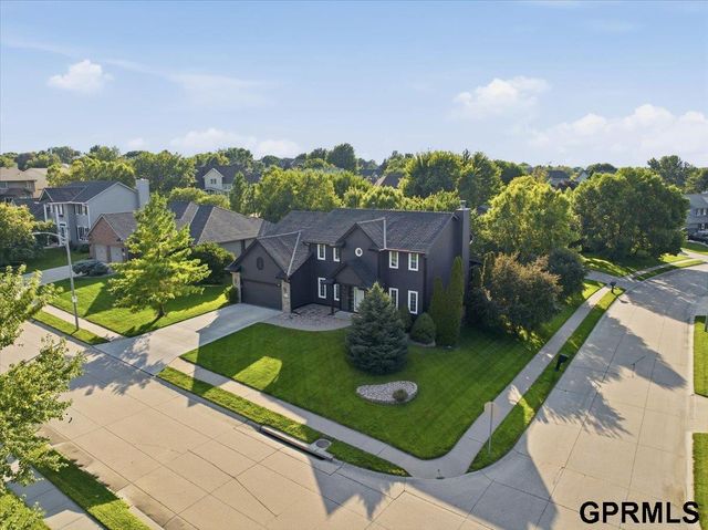 4828 N 137th Street, Omaha, NE 68164