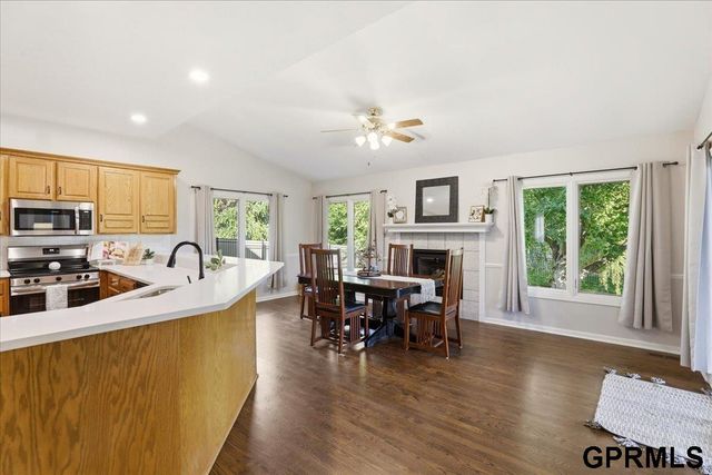 4828 N 137th Street, Omaha, NE 68164