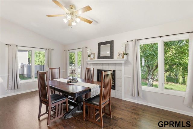 4828 N 137th Street, Omaha, NE 68164