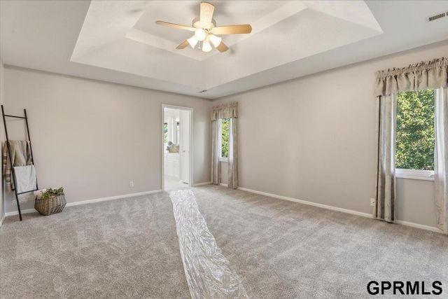 4828 N 137th Street, Omaha, NE 68164