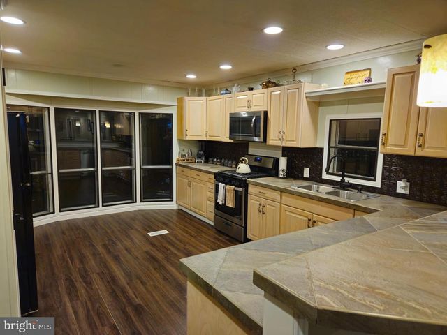 1008 MARTICVILLE RD, Pequea, PA 17565