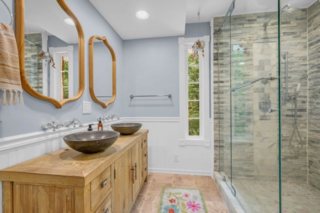 1029 Trainer Avenue, Burns, TN 37029
