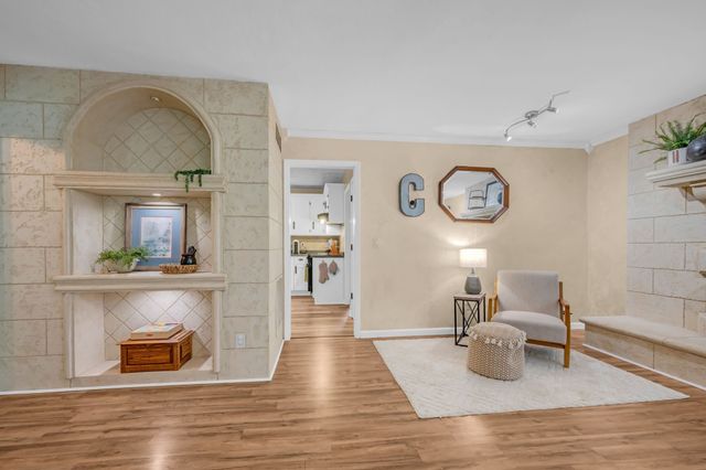 1029 Trainer Avenue, Burns, TN 37029